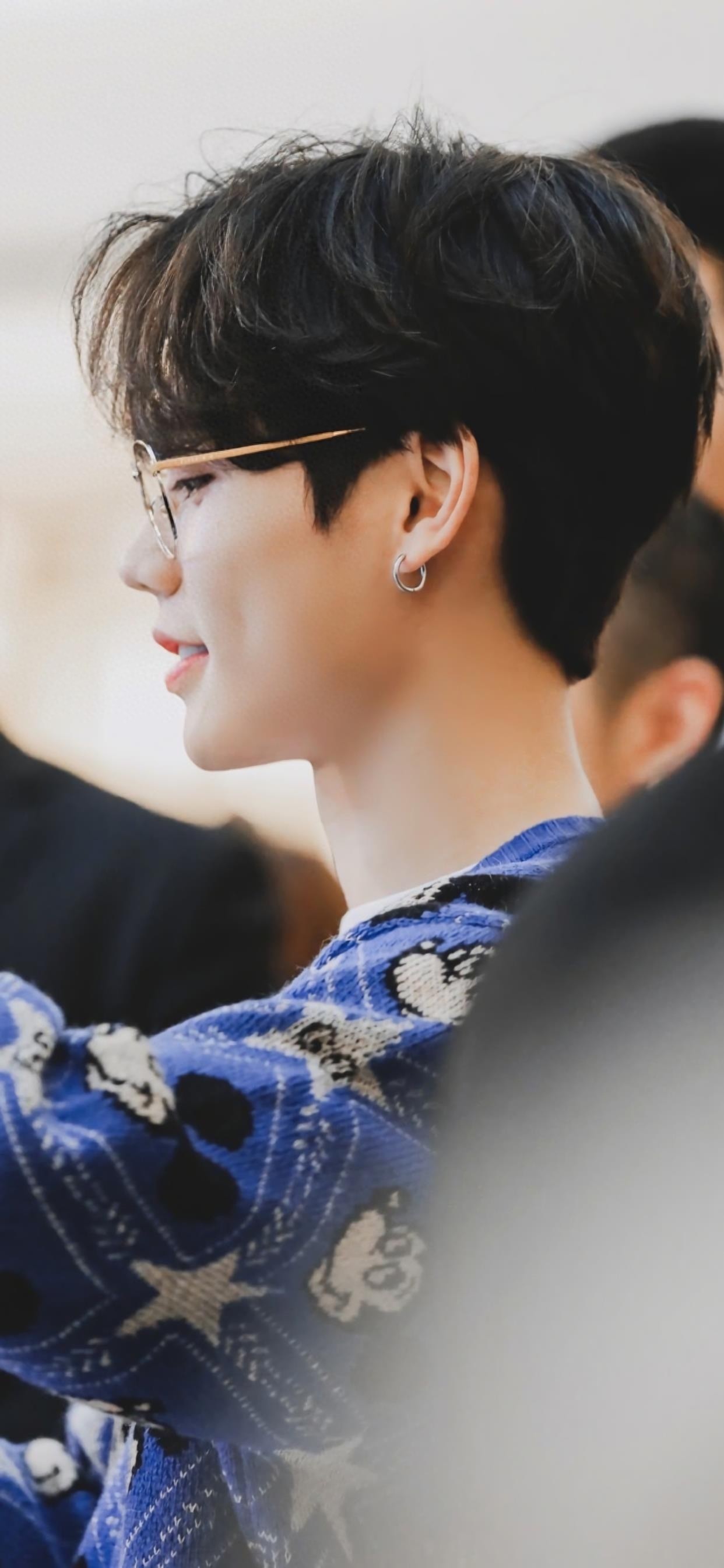 林彦俊内地明星写真手机壁纸