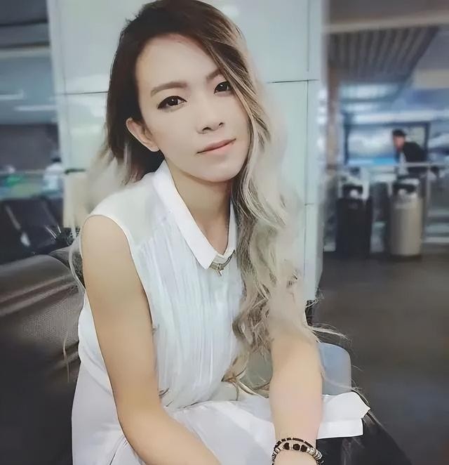 张芸京个人资料（曾自杀的女歌手张芸京太坎坷）