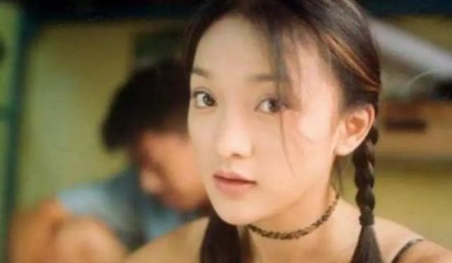 王珞丹和葛优撞脸(明星撞脸严重的对比图)