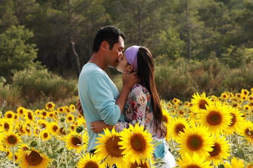 张嘉倪杜淳接受采访 又见一帘幽梦播出十年(11)