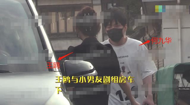 王鸥参加妹妹婚礼照曝光！打扮低调全程操劳，妹妹五官精致颜值高(5)