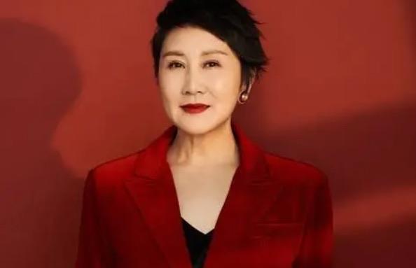 娱乐演员张凯丽结过几次婚（揭秘演员张凯丽婚史）  2