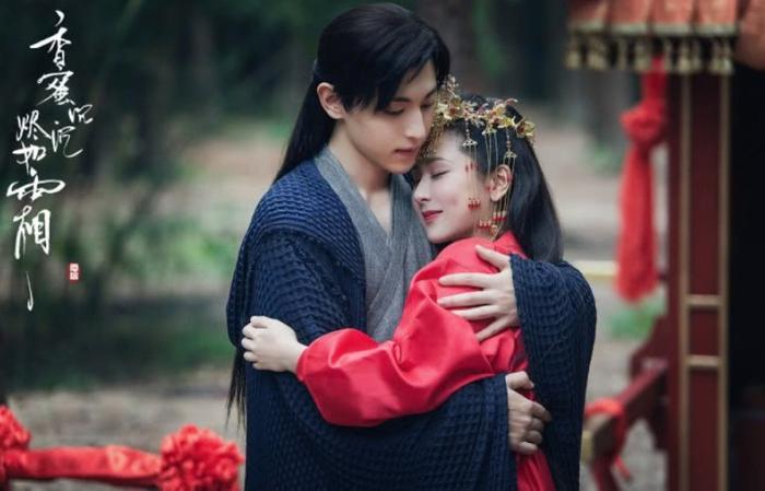 邓伦杨紫CP甜蜜！现实中两人却走不到一起，网友：这一点是关键