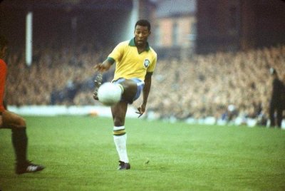 ​盘点足球界史上最著名的十大足球巨星！