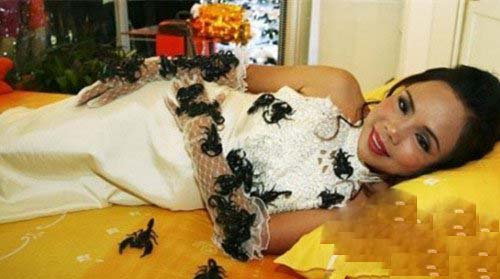 吞剑女郎这种世界纪录实在是太重口味了!