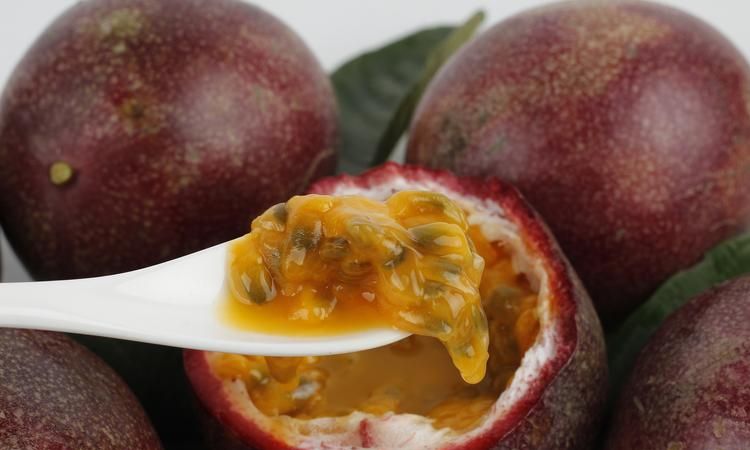 百香果哪个颜色的好吃