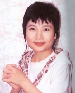 ​歌手李娜出家25年，孤独老母亲的坚守与陪伴令人泪目