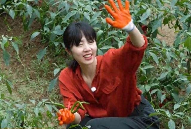 黄磊老婆孙莉、抛开贤妻良母的形象、没想到还有这么有气质的一面