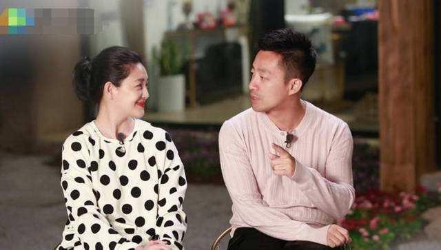 大S汪小菲假恩爱，综艺中故意刷人设，网友：这是想要出道了？