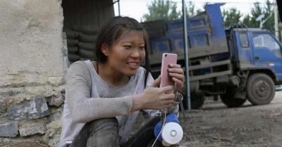 ​揭秘水泥姐妹现状：从坐拥粉丝几百万到被全网骂，经历了什么？