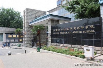 ​她是国家话剧院史上首位女院长，管一大帮著名演员，55岁仍未婚