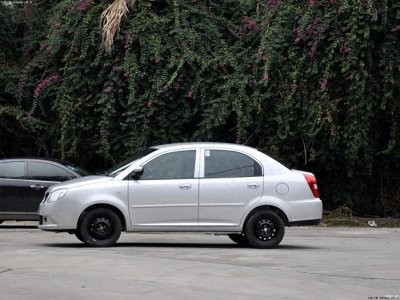 ​奇瑞汽车-旗云1：经典传承与实用主义的典范