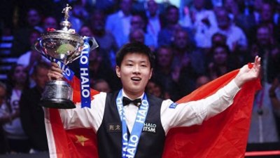 ​泪目！回看赵心童的成名之路，才明白丁俊晖的4字评价有多贴切