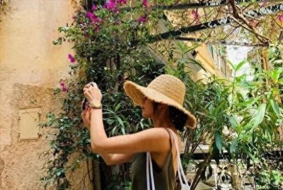 ​43岁宋慧乔离婚后现身港城,知性美尽显离婚魔力减肥法