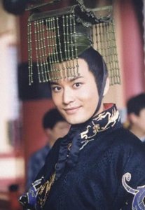 ​黄晓明只要不演霸总，总能带来惊喜，颠覆性出演悬疑大作火爆来袭