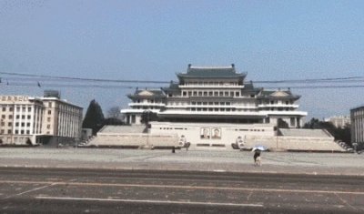 ​朝鲜人均收入300真实吗？够不够日常开销？为何中国商品深受喜爱