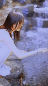 ​亚洲十大美女：魅力登峰造极，你绝对不能错过！