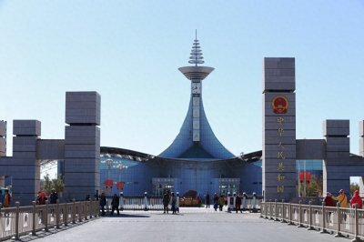 ​策克口岸｜祖国向北开放的门户，阿拉善唯一的出境通道