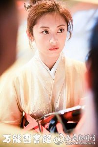 ​邵芸《万能图书馆》热播 怪力少女张一蕾机智破迷局