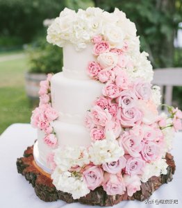 ​明星奢华的婚礼蛋糕，Angelababy的旋转木马、唐嫣的粉色甜蜜
