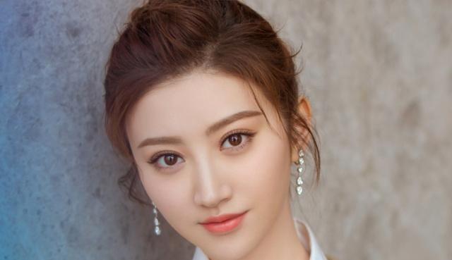 推荐三本重生军嫂文，重生归来，她脚踹极品亲戚，自己掌控人生