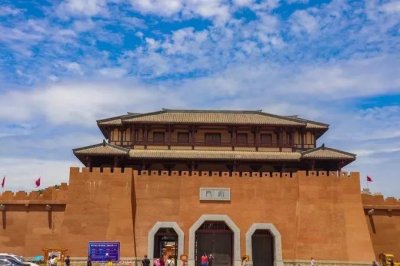 ​贵州旅游必去景点—都匀秦汉影视城