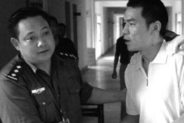 乔四爷当年有多风光（东北乔四爷超车事件超的谁的车）(2)_