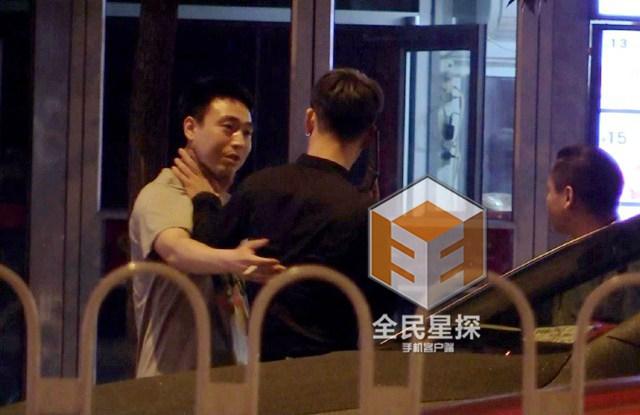 曹云金打架事件怎么回事（网曝曹云金当街打群架碎瓶互殴真相）(4)