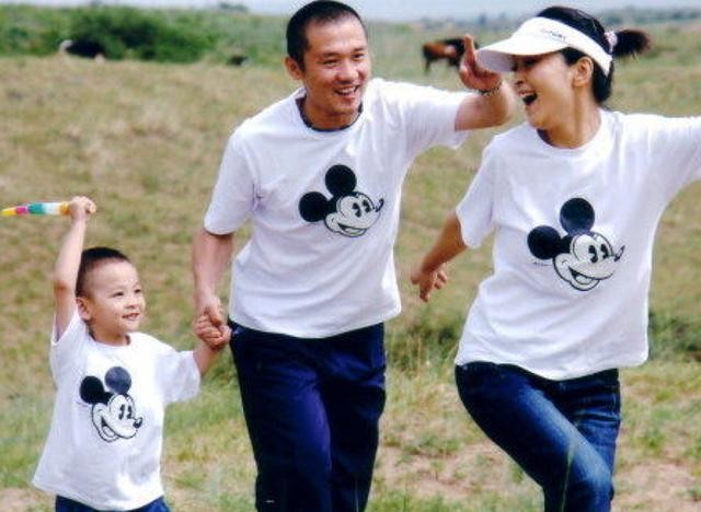 黄志忠个人资料（黄志忠抛弃13年糟糠妻）