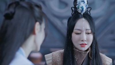 ​红极一时的歌手萨顶顶为什么这么热衷于客串古偶剧？