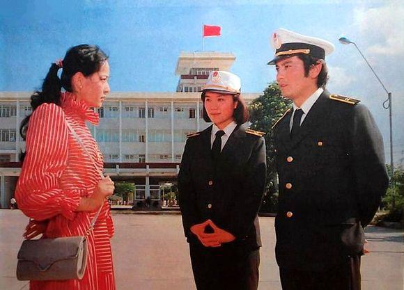 演员严晓频身高（不一样的八十年代影星严晓频）(9)