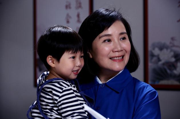 演员严晓频身高（不一样的八十年代影星严晓频）(16)