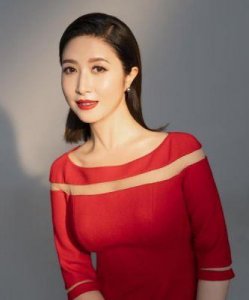 ​刘媛媛：从逆袭冠军到演讲巨星，探秘她的成功之路与心路历程