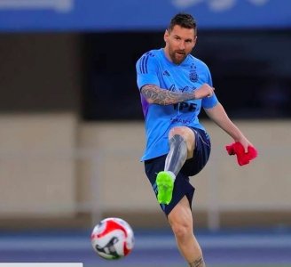 ​主办方：梅西已乘私人飞机离开 无安保预案取消了加时训练