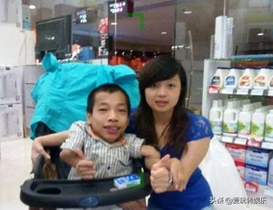 ​“轮椅总裁”李创利：身高90公分，赚亿万身家后娶了1米7的女秘书