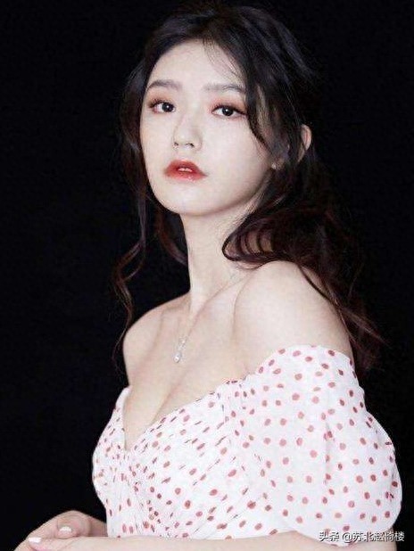 最有喜剧天赋的8大女星，美若天仙，你最喜欢谁?