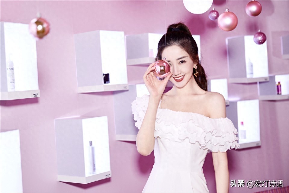 陈欣予，上海人，复旦大学毕业，出演《大当家》正式进入影视圈