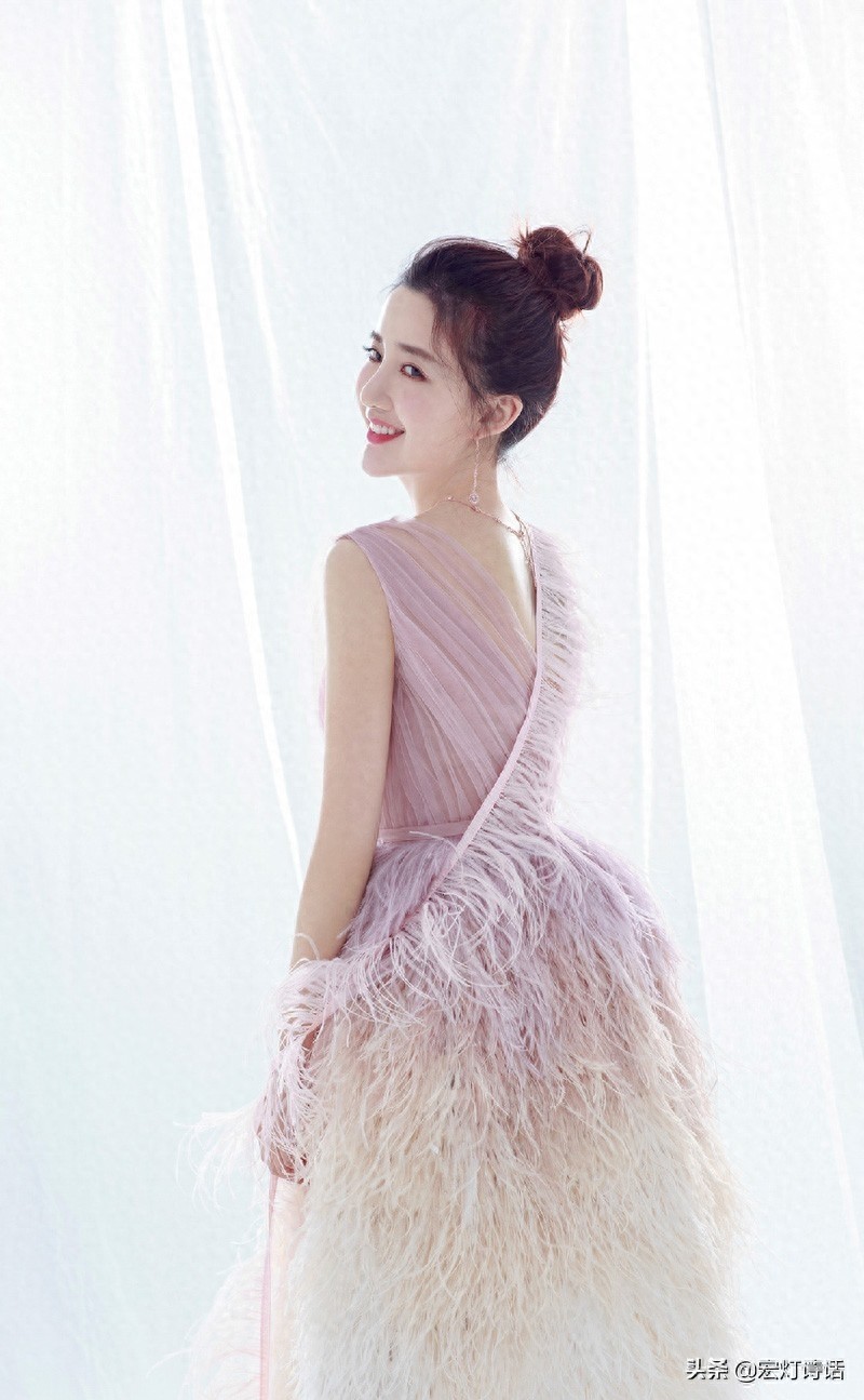 陈欣予，上海人，复旦大学毕业，出演《大当家》正式进入影视圈