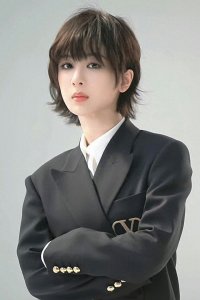 ​【变了个头发，治愈了万千粉丝！】杨紫短发新造型引爆网络新讨论