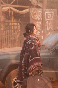 ​电影《浴火之路》票房突破亿元，肖央赵丽颖刘烨携手卖座，豆瓣评分6.5