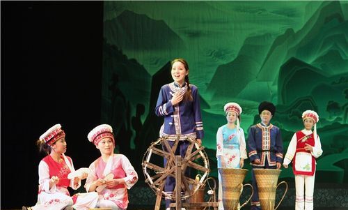 山水组合是哪个少数民族