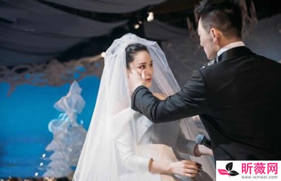 张馨予老公是军官吗 张馨予老公是富二代吗