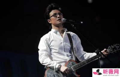 ​汪峰发新歌到底是什么梗，汪峰发新歌就会有大事吗