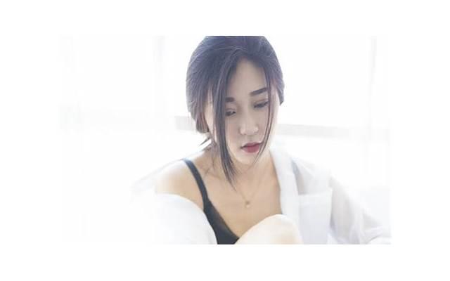 弟弟哭着求我，让我把女儿房子卖了给他还债！