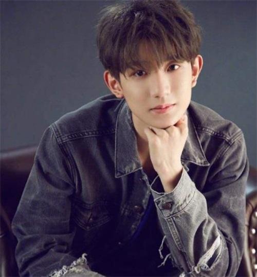 王源将起诉范冰冰？不存在的！工作室已发严正声明辟谣