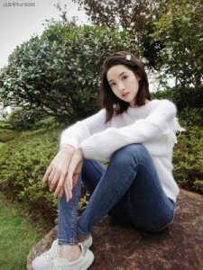 ​杨玏与米露的婚姻状况及恋情进展