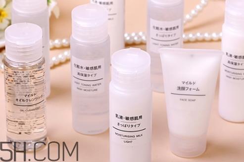 无印良品卸妆油哪款好？无印良品卸妆油不同款式适合肤质