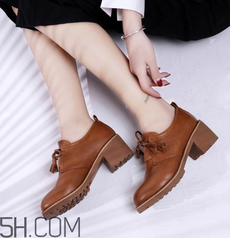 棕色皮鞋能改成黑色吗？棕色皮鞋怎么变成黑色？