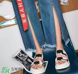 牛仔阔腿裤搭配什么鞋子？阔腿牛仔裤搭配什么鞋子好看？