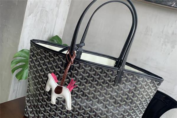 韩国emo狗牙包哪个颜色好看 狗牙包有哪些颜色